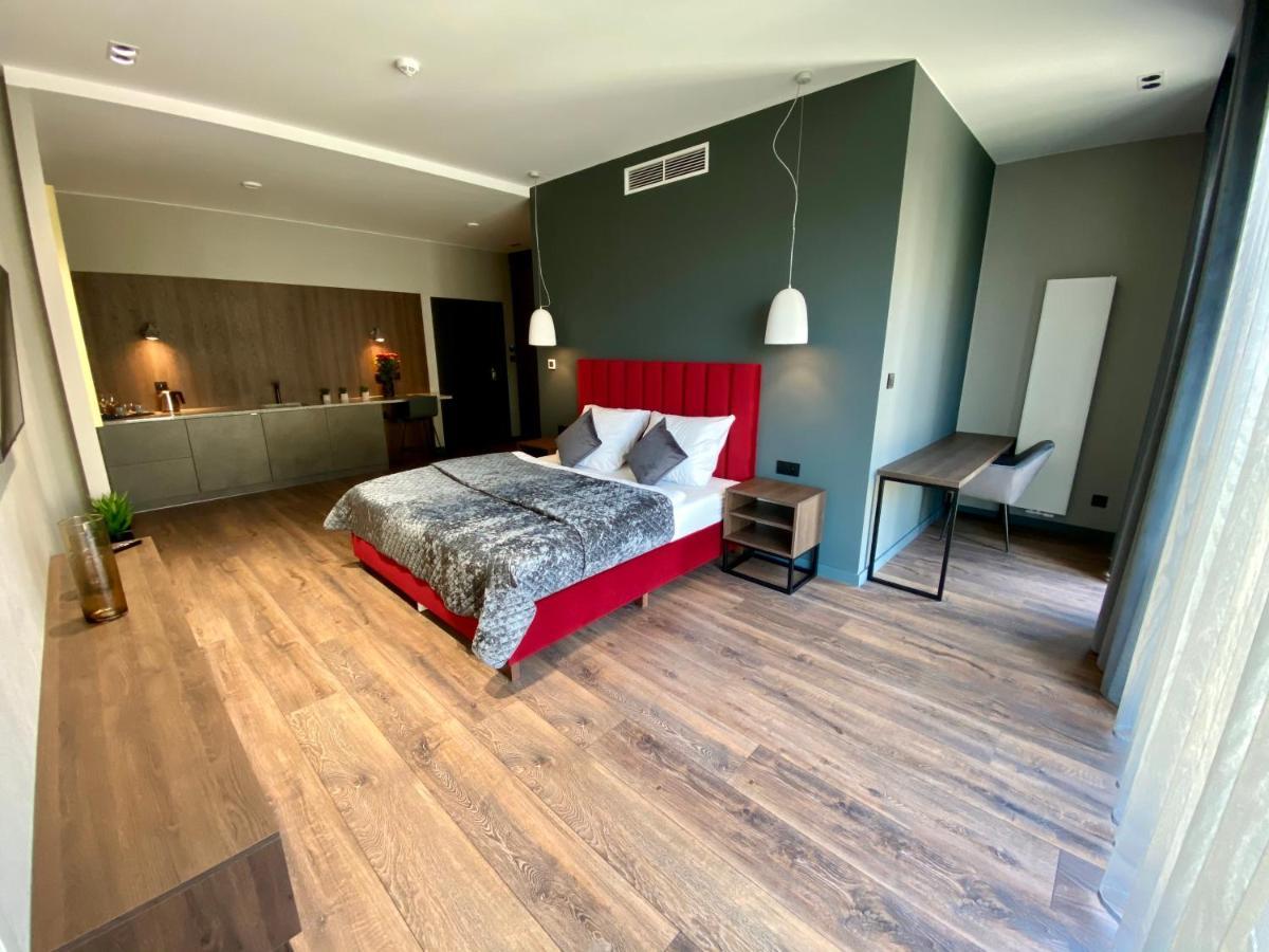 Aparts Hotel Радом Экстерьер фото