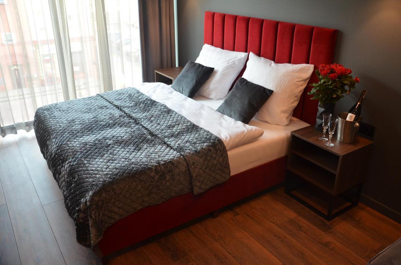 Aparts Hotel Радом Экстерьер фото