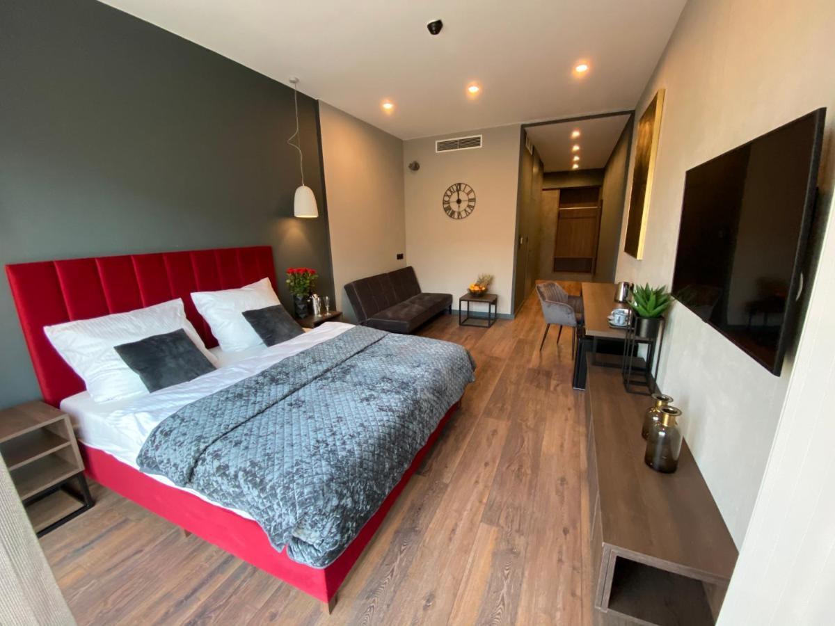 Aparts Hotel Радом Экстерьер фото