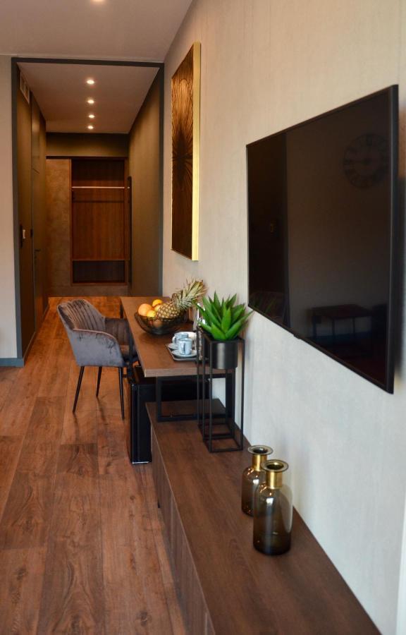 Aparts Hotel Радом Экстерьер фото