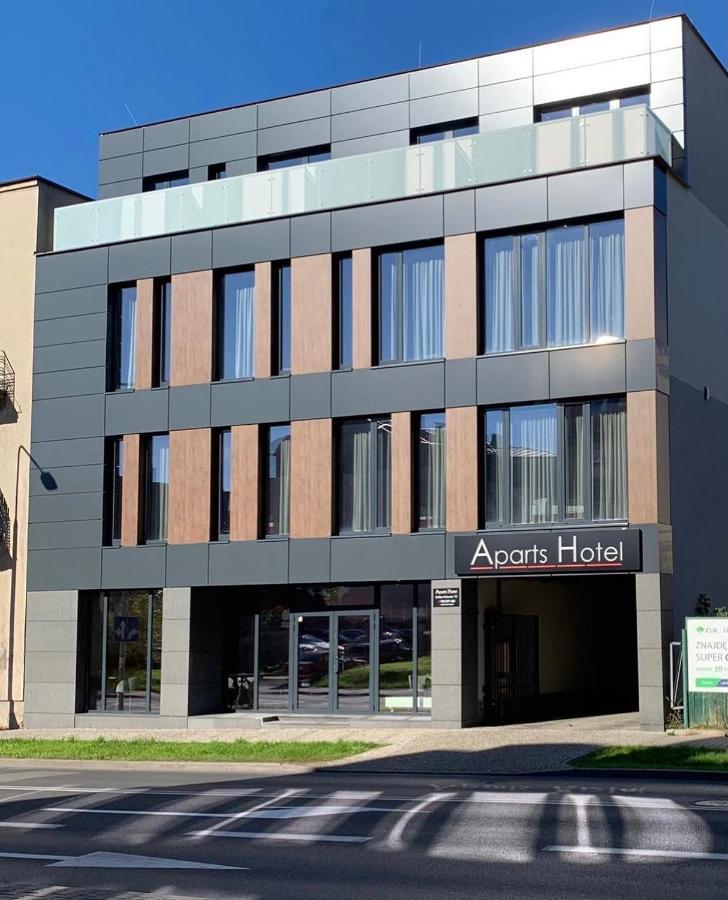 Aparts Hotel Радом Экстерьер фото